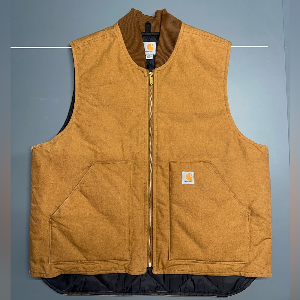 Carhartt men’s FIRM DUCK INSULATED RIB COLLAR VEST